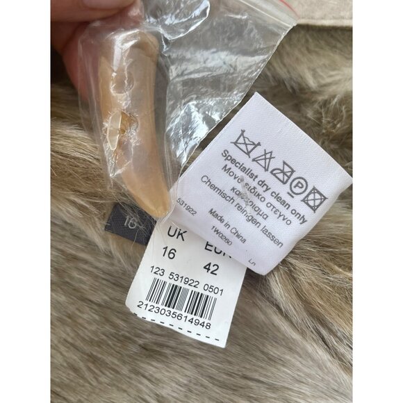 River island fur lined NEW vest outdoors  size US size 12 beige - Picture 4 of 11
